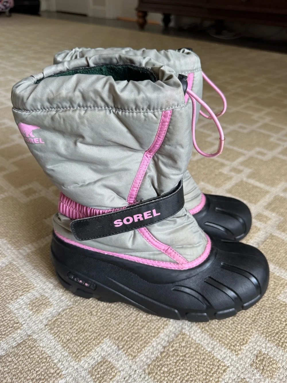 Sorel Kids Waterproof Winter Snow Boots Gray Black Pink Girls Size 5